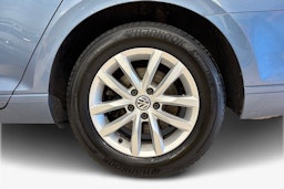 Sininen Volkswagen PASSAT 2015 kuva 9.