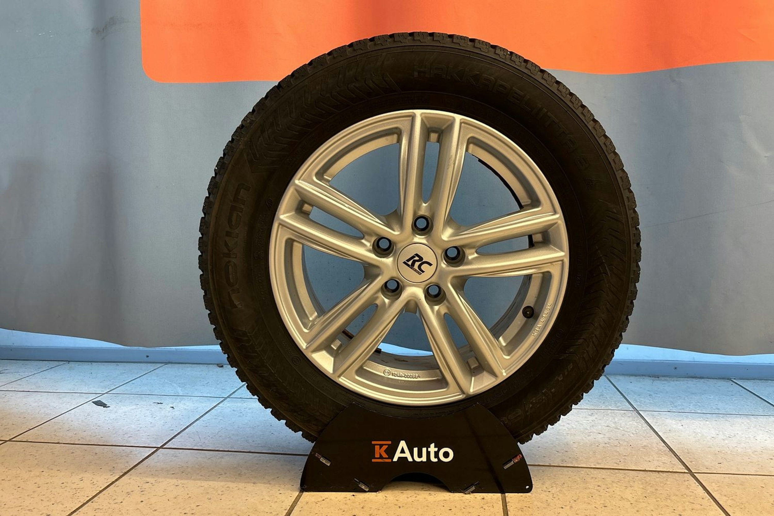 Sininen Volkswagen PASSAT 2015 kuva 11.