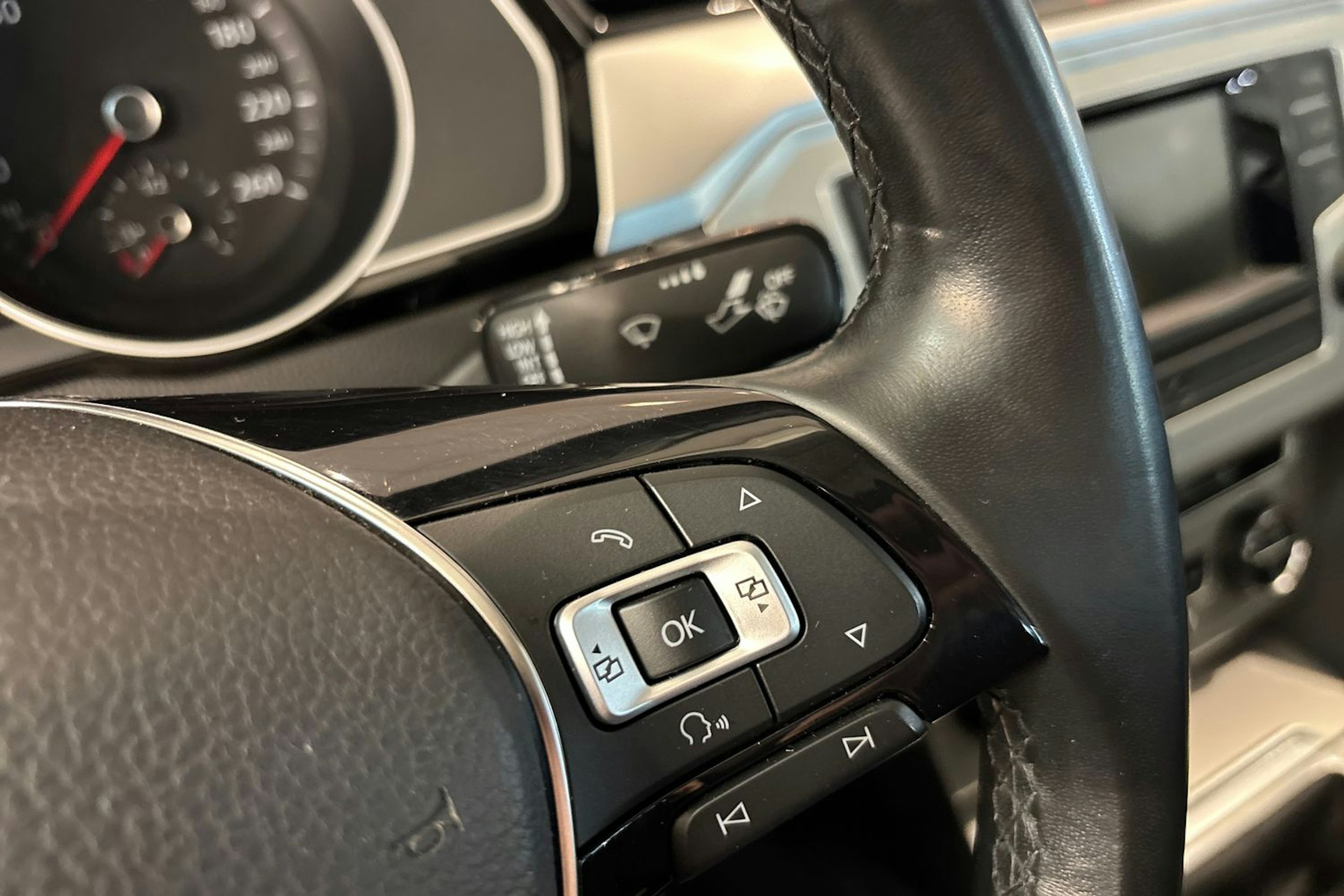 Sininen Volkswagen PASSAT 2015 kuva 19.