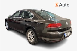 ruskea (beige) Volkswagen Passat 2015 kuva 2.
