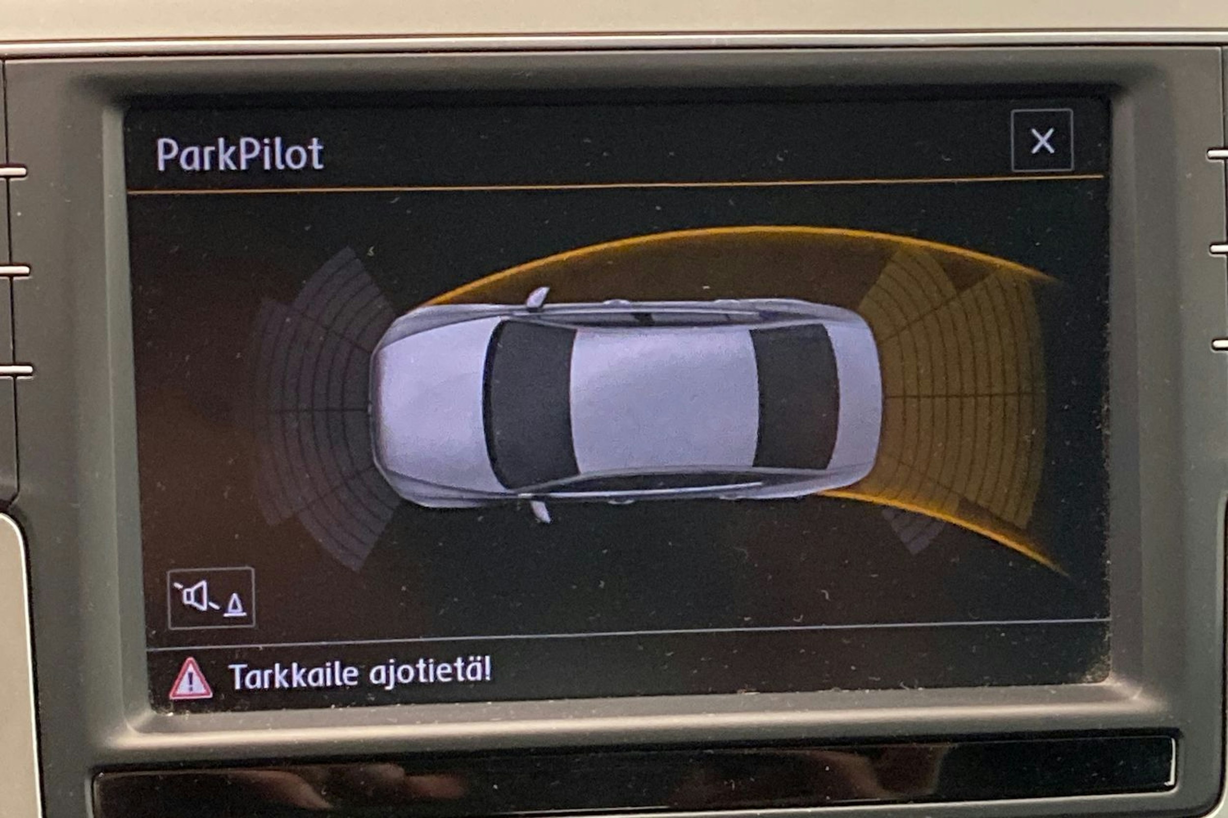 ruskea (beige) Volkswagen Passat 2015 kuva 27.