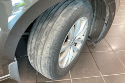 ruskea (beige) Volkswagen Passat 2015 kuva 38.