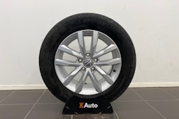 harmaa Volkswagen Passat 2015 kuva 13.