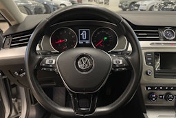 hopea Volkswagen Passat 2016 kuva 11.