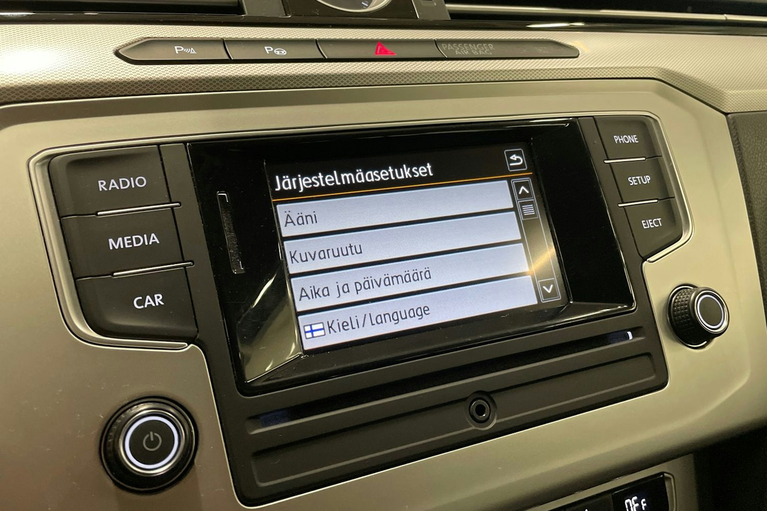 hopea Volkswagen Passat 2016 kuva 20.