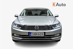 harmaa Volkswagen Passat 2015 kuva 5.