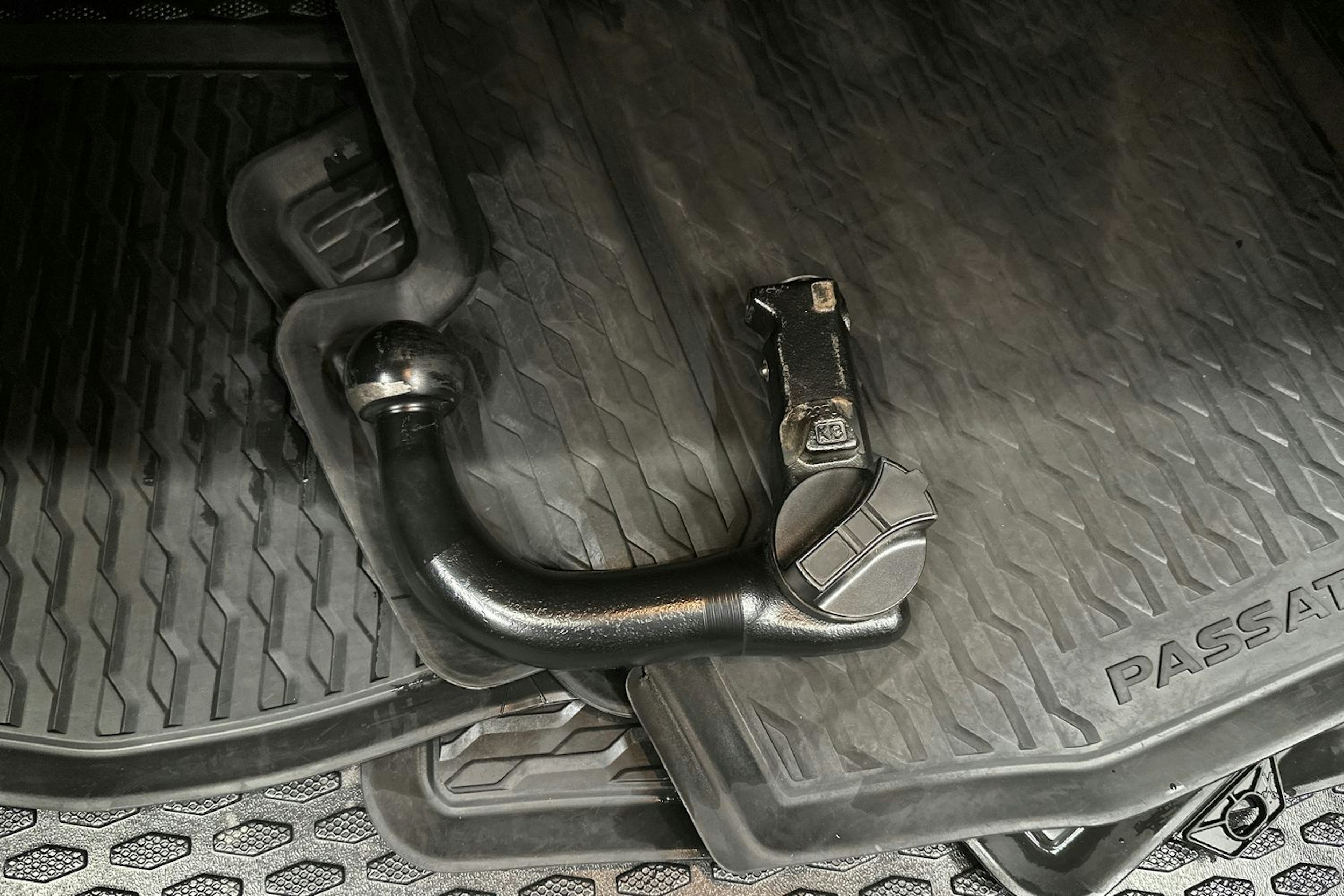 harmaa Volkswagen Passat 2015 kuva 33.