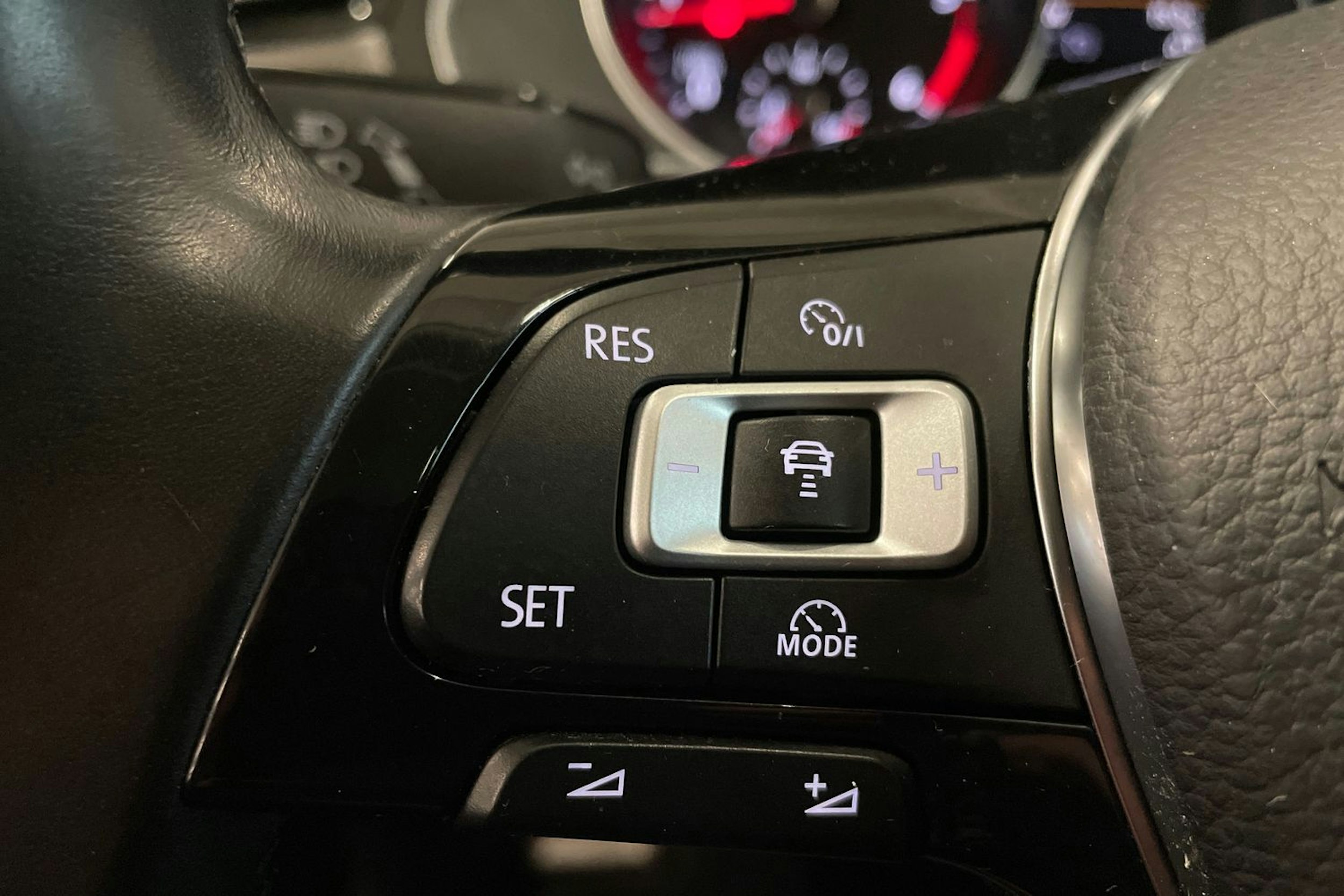 ruskea (beige) Volkswagen Passat 2015 kuva 18.