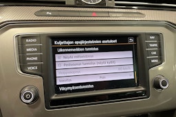ruskea (beige) Volkswagen Passat 2015 kuva 27.