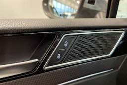 ruskea (beige) Volkswagen Passat 2015 kuva 34.