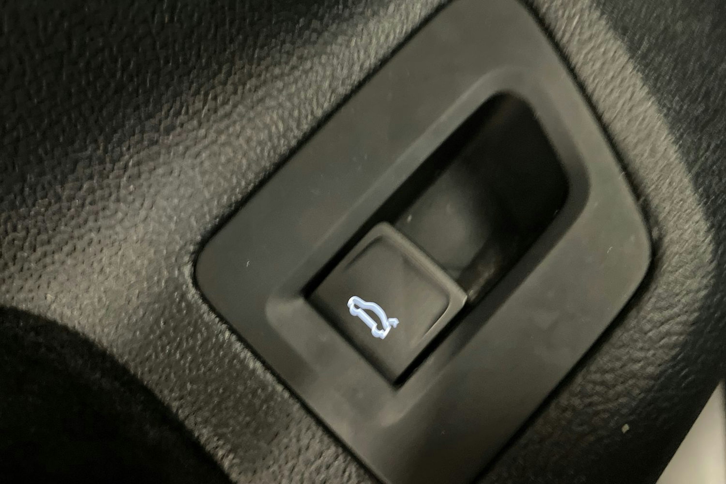 ruskea (beige) Volkswagen Passat 2015 kuva 35.