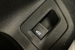 ruskea (beige) Volkswagen Passat 2015 kuva 35.