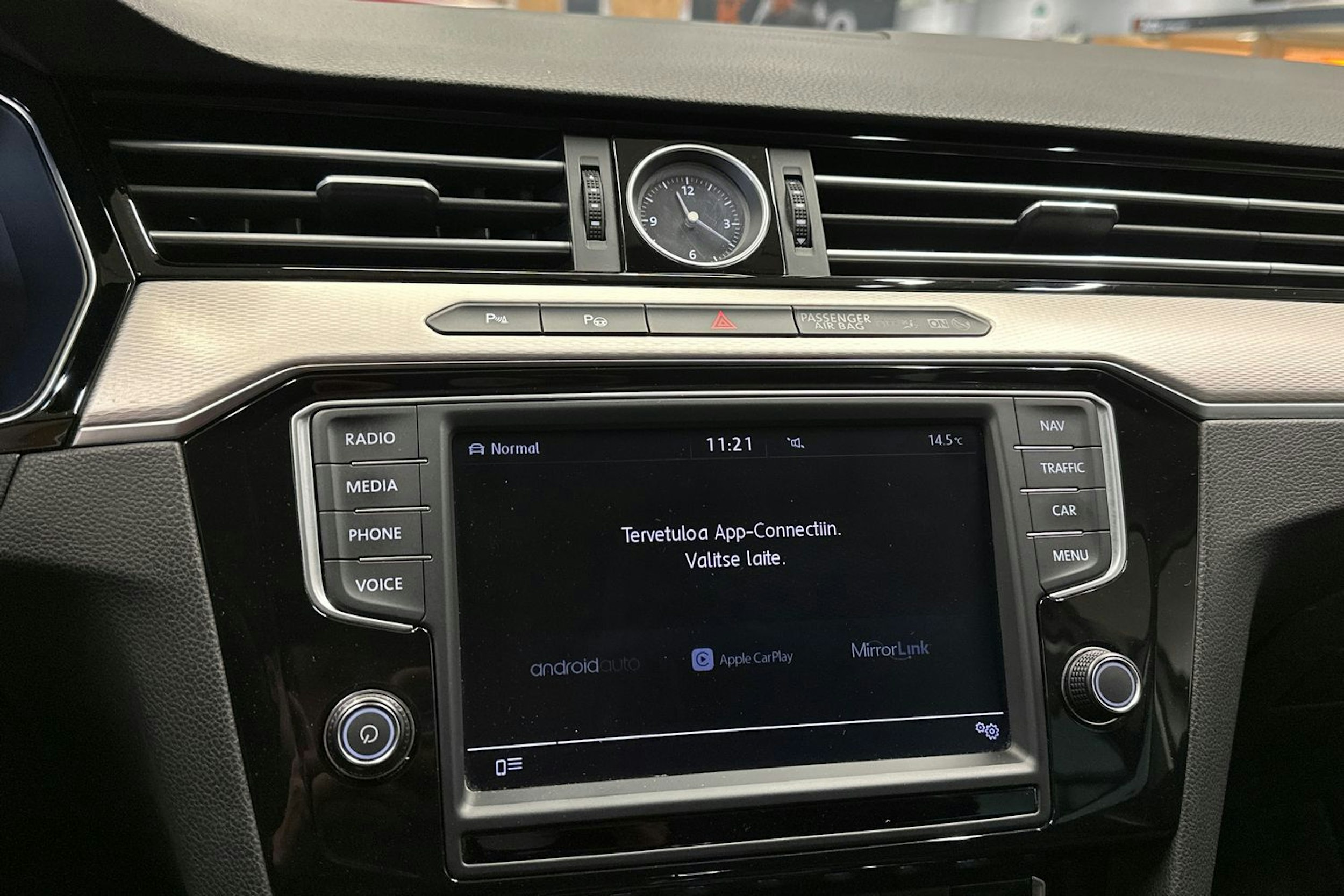 hopea Volkswagen Passat 2015 kuva 22.