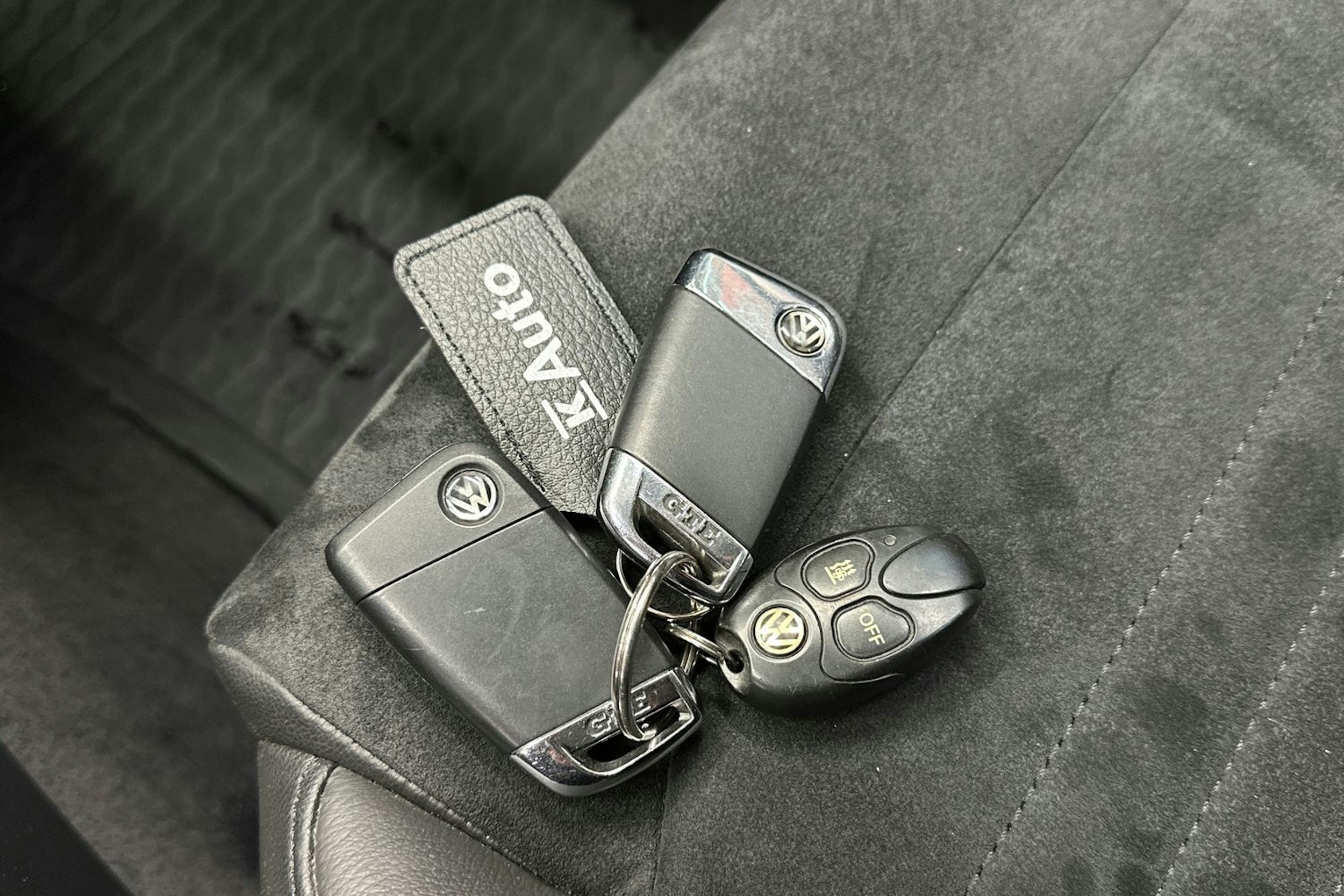 hopea Volkswagen Passat 2015 kuva 25.