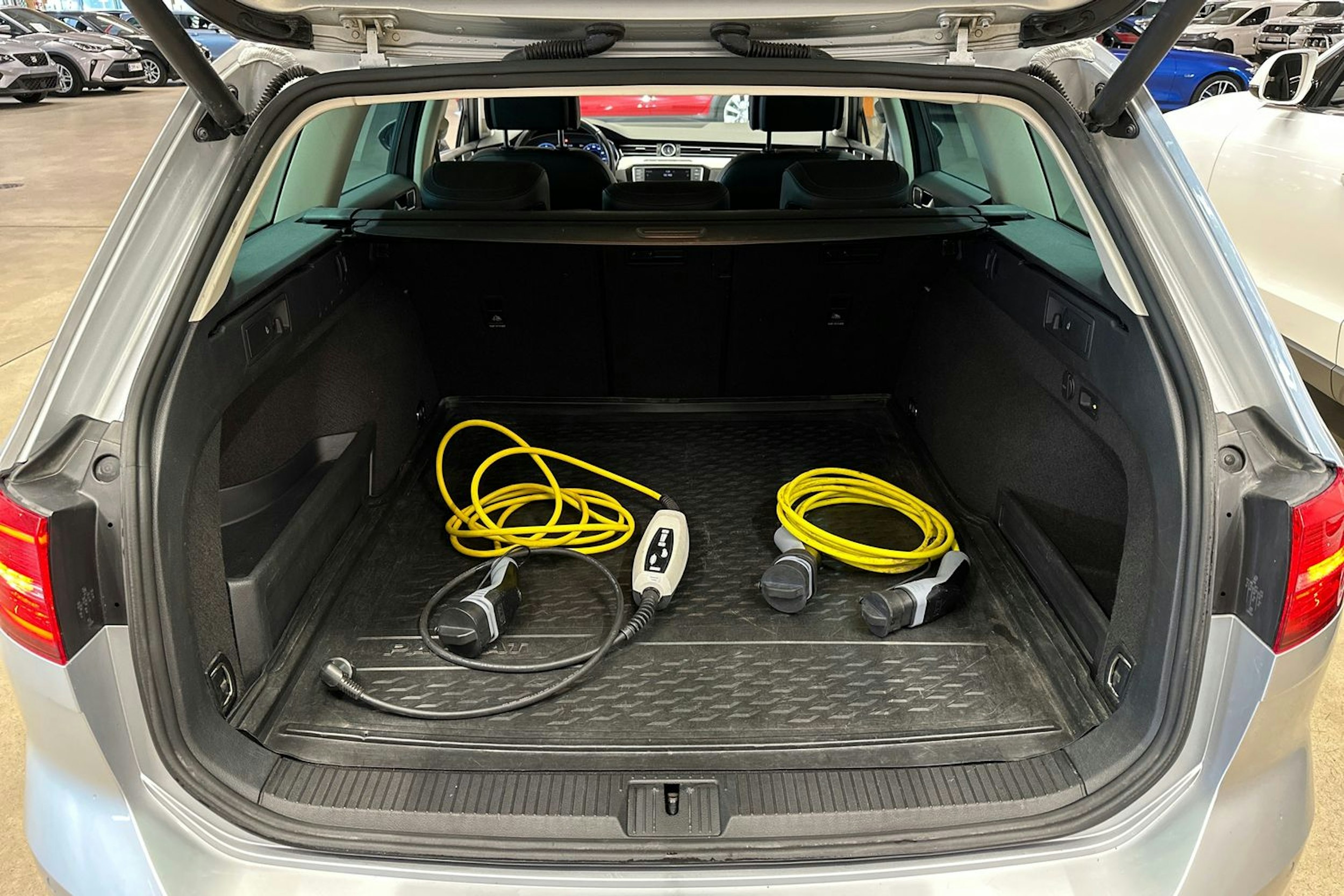 hopea Volkswagen Passat 2015 kuva 31.
