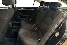 Musta Volkswagen PASSAT 2015 kuva 8.