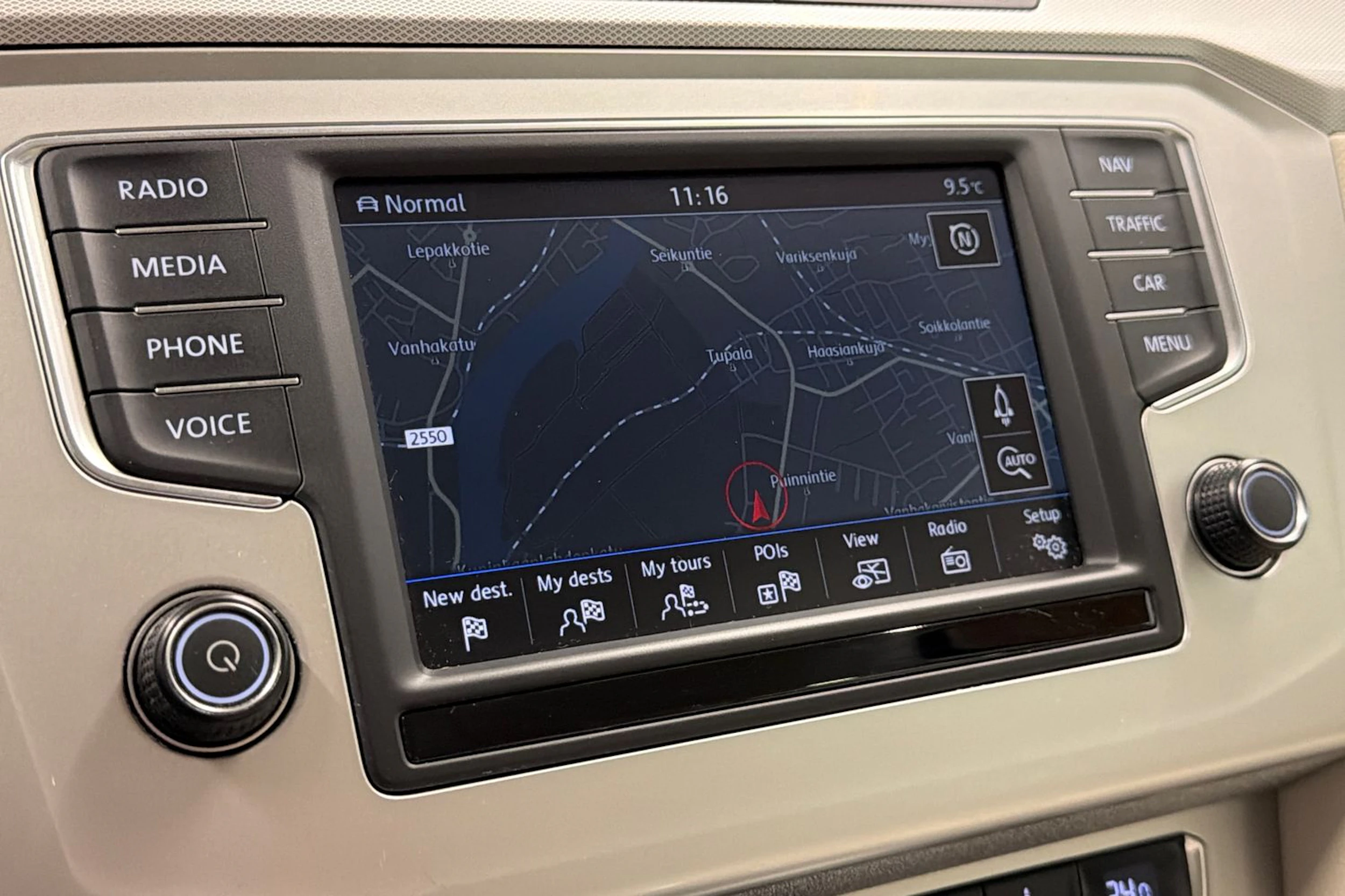 musta Volkswagen Passat 2015 kuva 17.