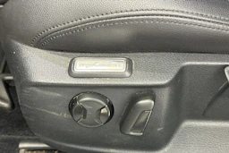 valkoinen Volkswagen Passat 2016 kuva 25.