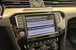 musta Volkswagen Passat 2015 kuva 7.