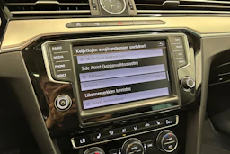 musta Volkswagen Passat 2015 kuva 9.