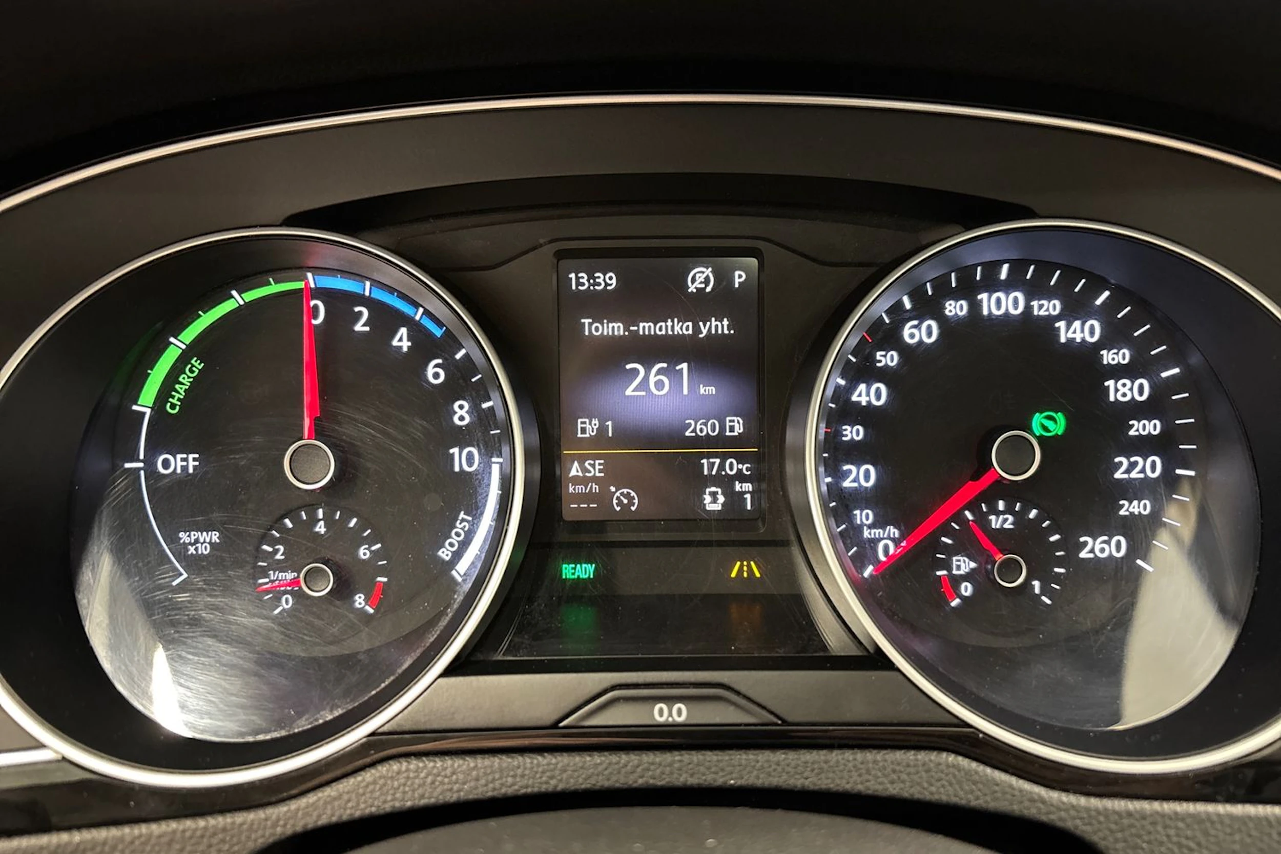 musta Volkswagen Passat 2016 kuva 14.