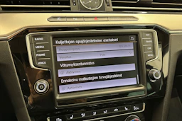 musta Volkswagen Passat 2016 kuva 21.