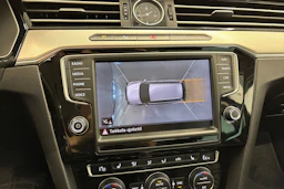 musta Volkswagen Passat 2016 kuva 25.