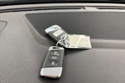 musta Volkswagen Passat 2016 kuva 27.