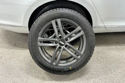 Valkoinen Volkswagen PASSAT 2015 kuva 10.