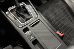Valkoinen Volkswagen PASSAT 2015 kuva 19.