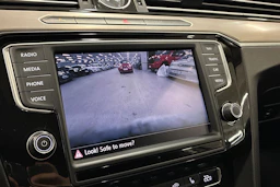Valkoinen Volkswagen PASSAT 2015 kuva 23.