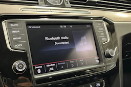 Valkoinen Volkswagen PASSAT 2015 kuva 24.