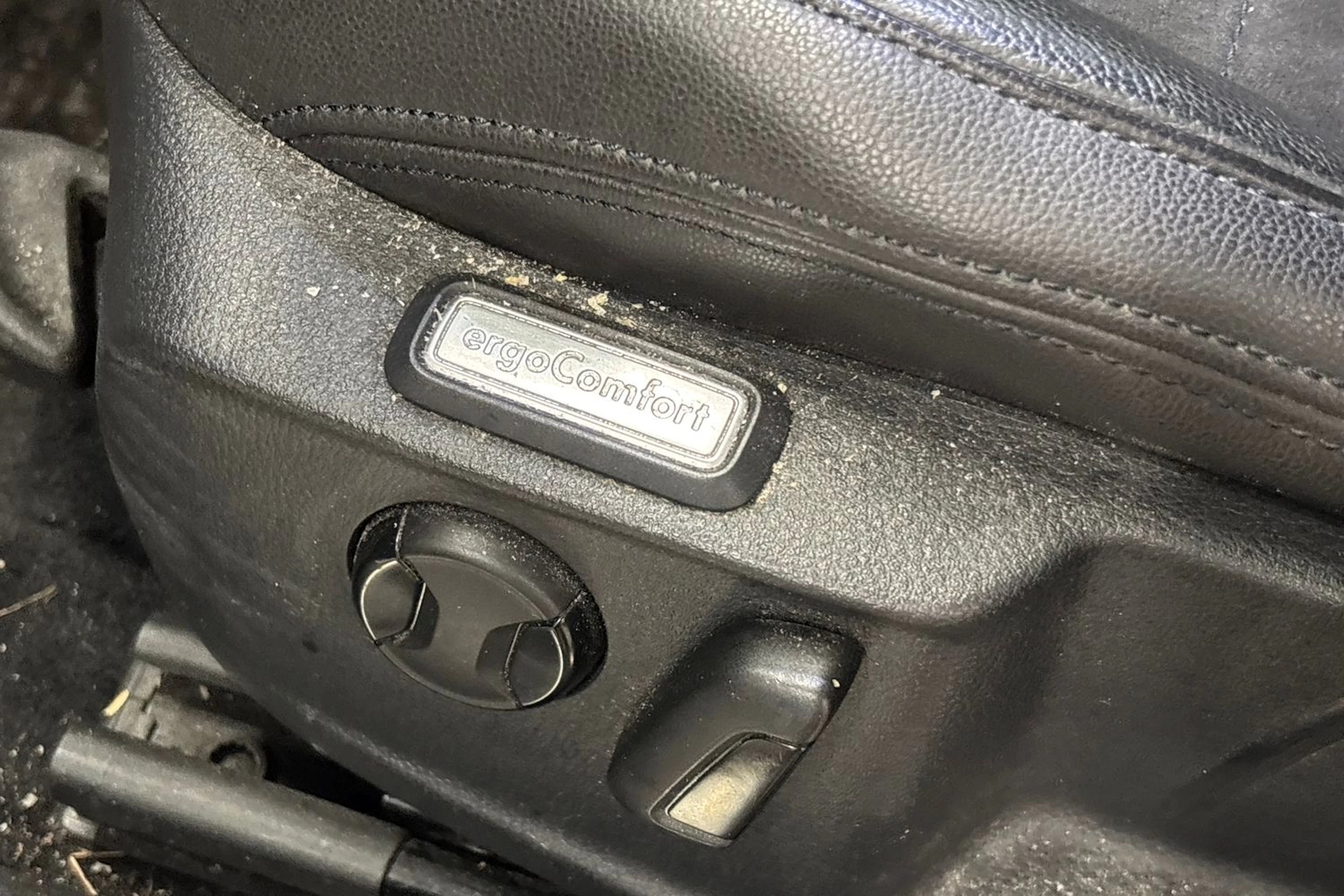 Musta Volkswagen PASSAT 2015 kuva 4.