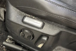 Musta Volkswagen PASSAT 2015 kuva 4.