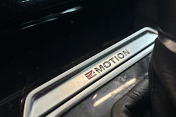 Musta Volkswagen PASSAT 2015 kuva 34.
