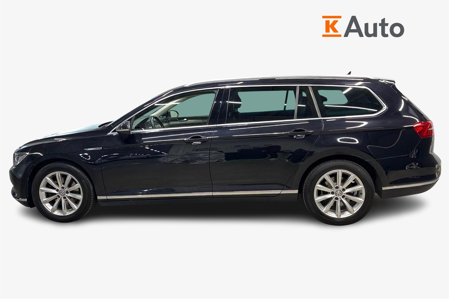 Volkswagen Passat 2015, photo 5/30