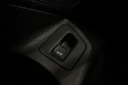 musta Volkswagen Passat 2015 kuva 17.