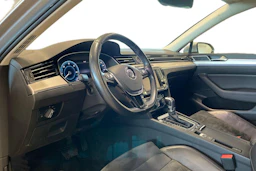 met. hopea Volkswagen Passat 2015 kuva 6.