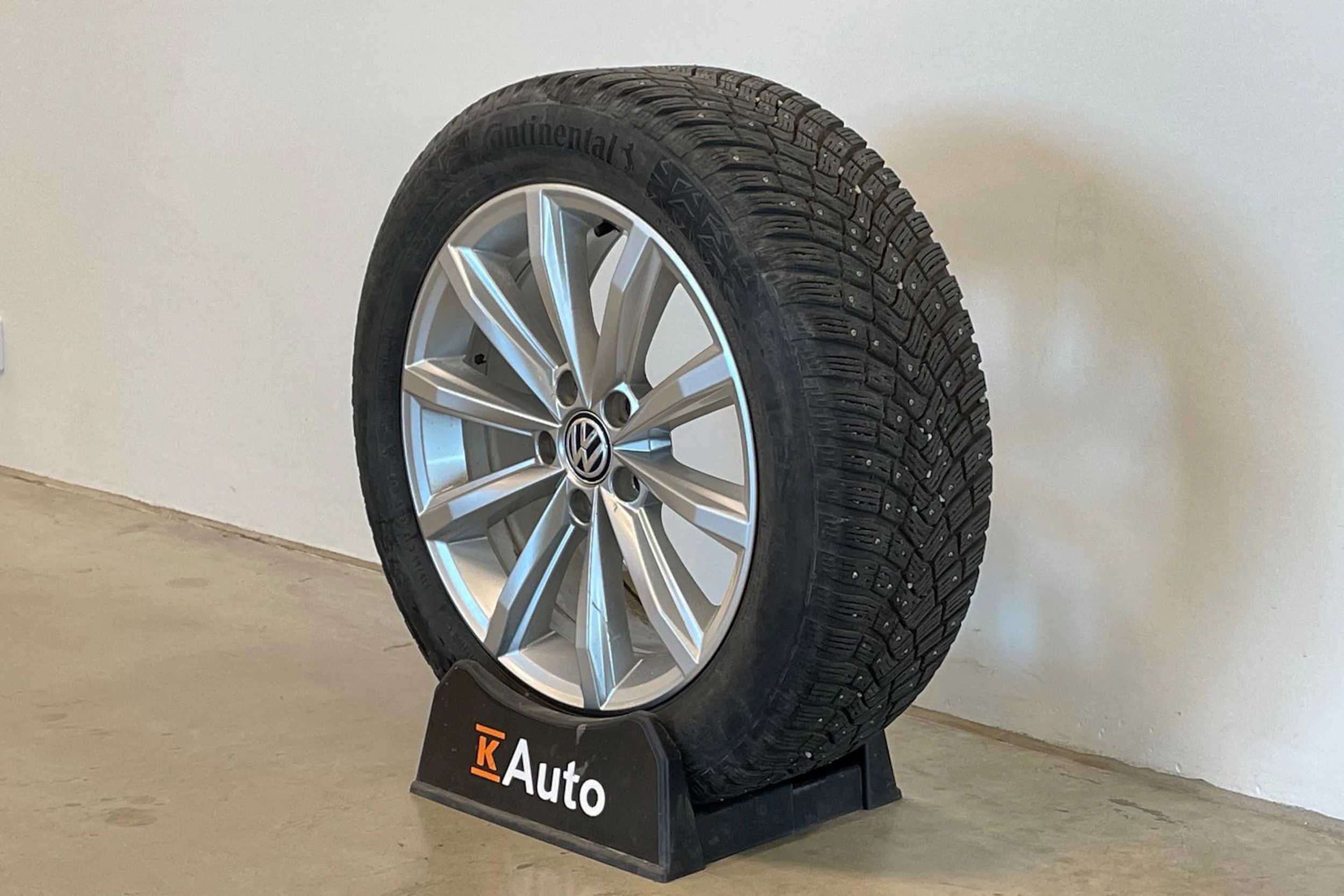 met. hopea Volkswagen Passat 2015 kuva 10.