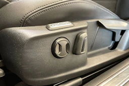 met. hopea Volkswagen Passat 2015 kuva 12.