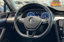 met. hopea Volkswagen Passat 2015 kuva 13.