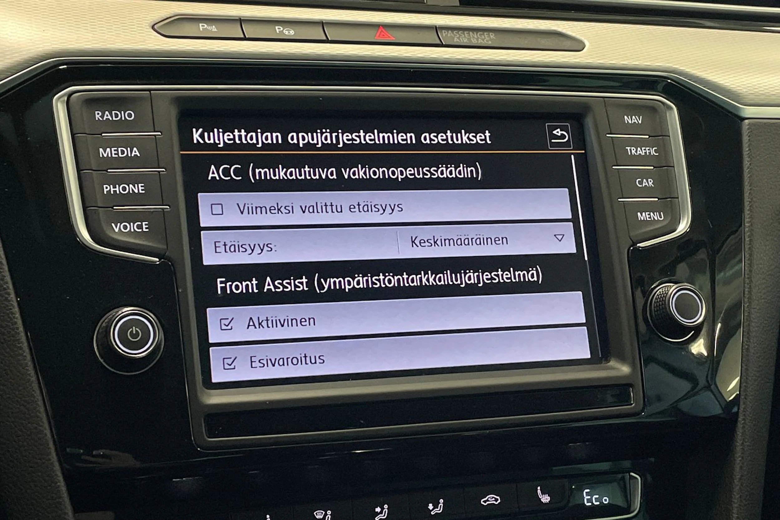 met. hopea Volkswagen Passat 2015 kuva 20.