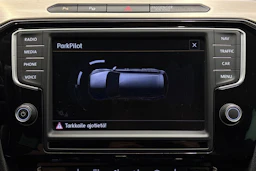 met. musta Volkswagen Passat 2016 kuva 17.