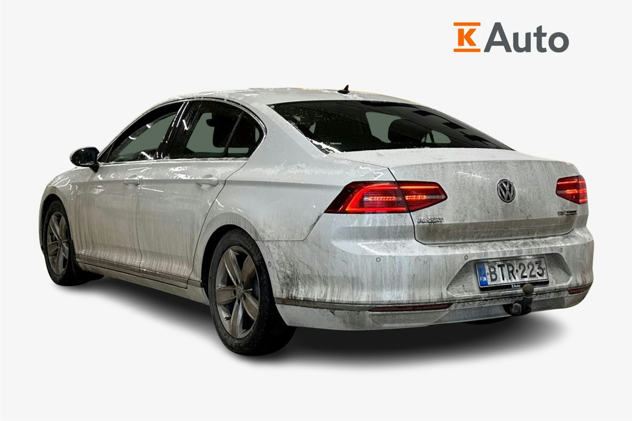 valkoinen Volkswagen Passat 2017 kuva 2.