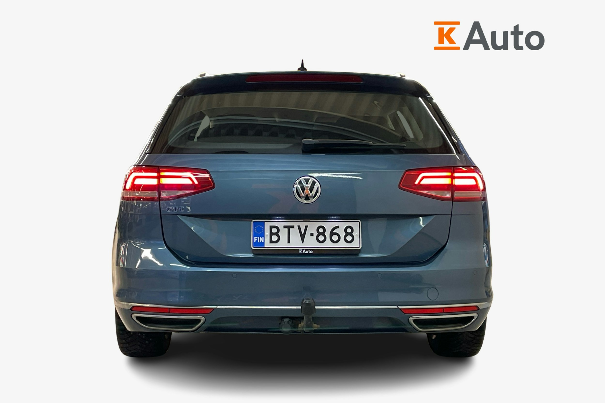 sininen Volkswagen Passat 2016 kuva 3.