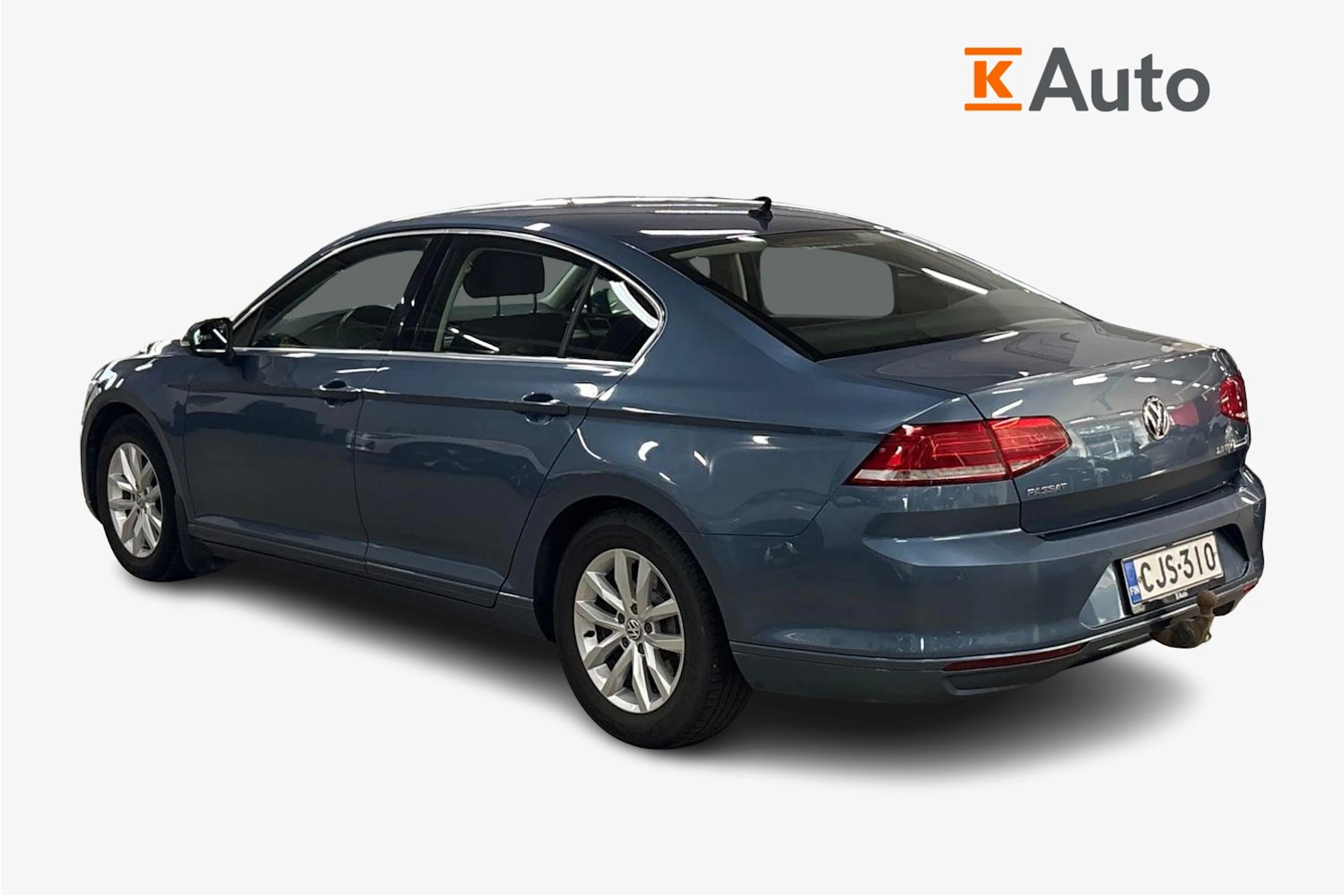 Sininen Volkswagen PASSAT 2016 kuva 2.
