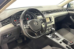 Sininen Volkswagen PASSAT 2016 kuva 7.