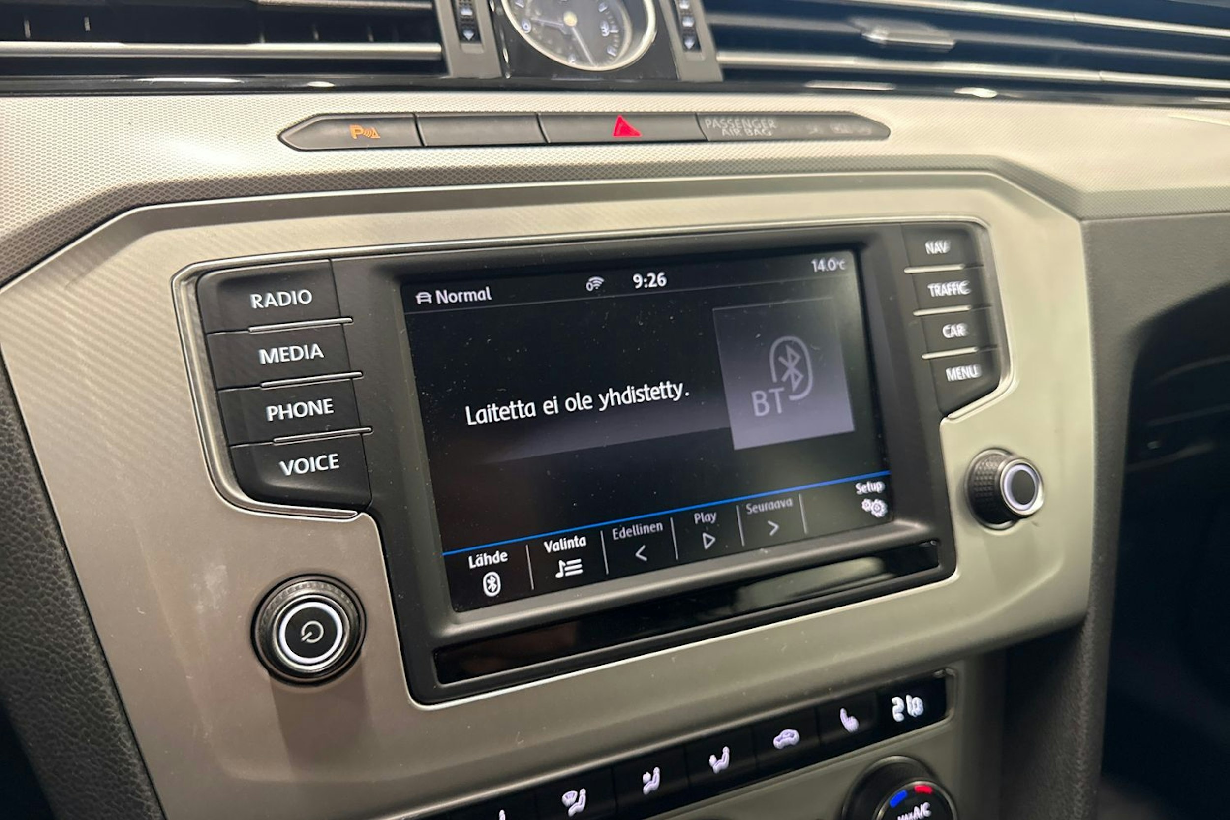 valkoinen Volkswagen Passat 2016 kuva 21.