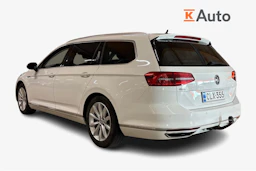 valkoinen Volkswagen Passat 2016 kuva 2.