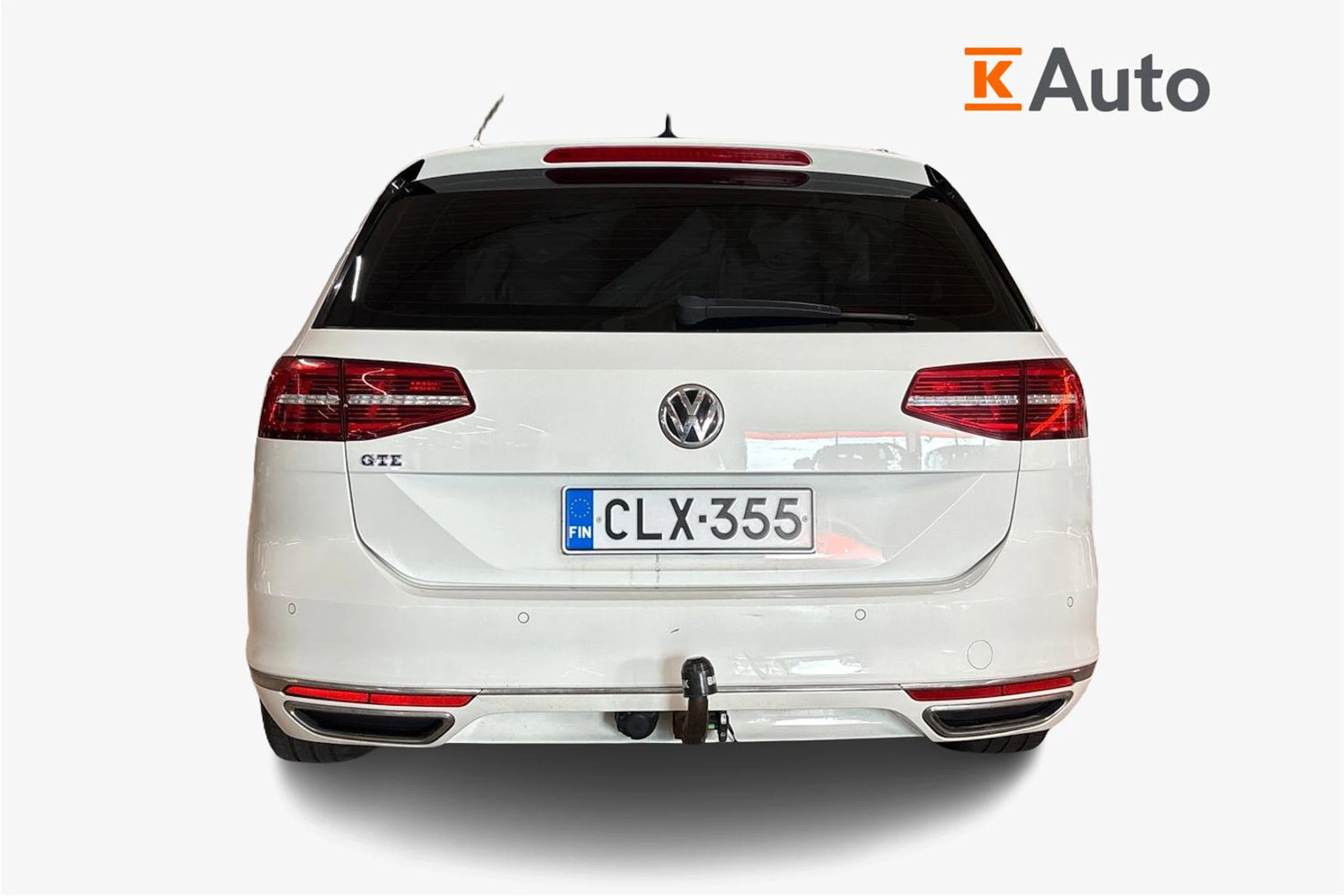 valkoinen Volkswagen Passat 2016 kuva 3.